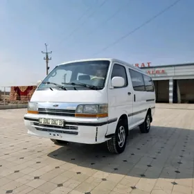 Toyota Hiace 1990