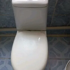 Unitaz Tuwalet