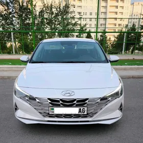 Hyundai Elantra 2021