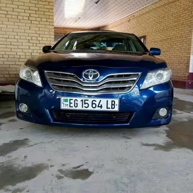 Toyota Camry 2010