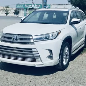 Toyota Highlander 2019