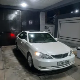 Toyota Camry 2004
