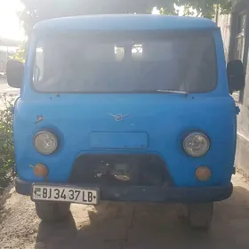 UAZ Profi 1997