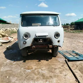 UAZ 452 1985