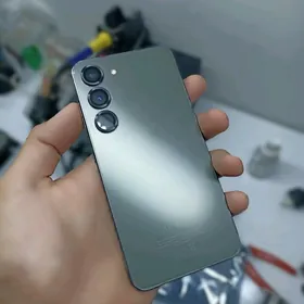 Samsung S23