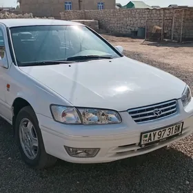 Toyota Camry 1997