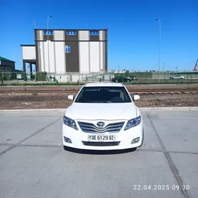 Toyota Camry 2011