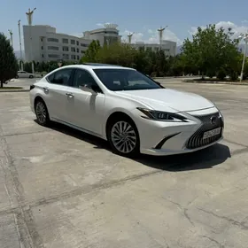 Lexus ES 350 2020
