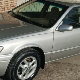 Toyota Camry 1997