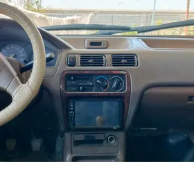Toyota Tercel 1998
