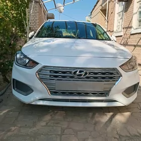 Hyundai Accent 2021