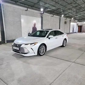Toyota Avalon 2019