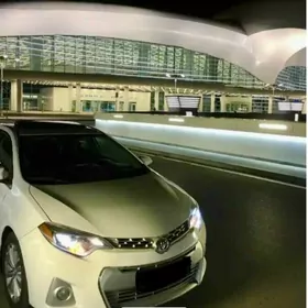 Toyota Corolla 2015