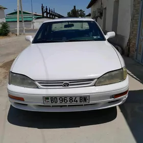 Toyota Camry 1993