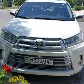 Toyota Highlander 2019