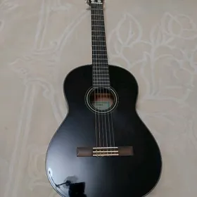 Гитара YAMAHA-C40