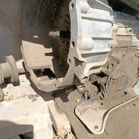 Korobka awtomat 4HP22 BMW 525i