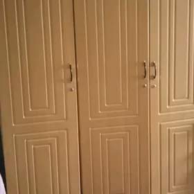 Шифоньер