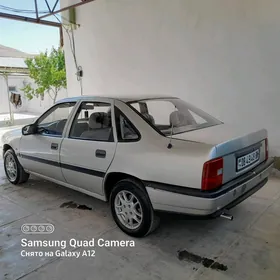 Opel Vectra 1990