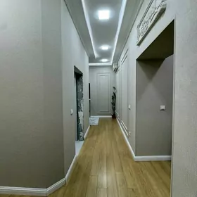 30 mkr vysokiy 3kom 1 etaj