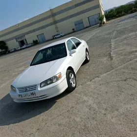 Toyota Camry 2001