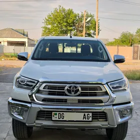 Toyota Hilux 2022