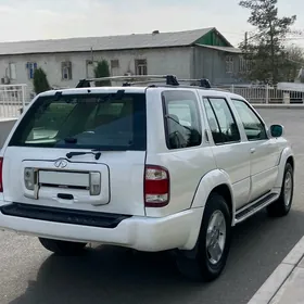 Infiniti QX4 2001