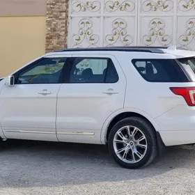 Ford Explorer 2018
