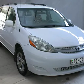 Toyota Sienna 2008