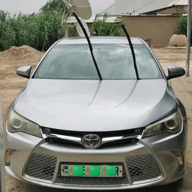 Toyota Camry 2017