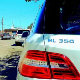 Mercedes-Benz ML350 2012