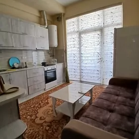 30mikr 1 etaj 4 komnat