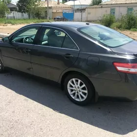 Toyota Camry 2011