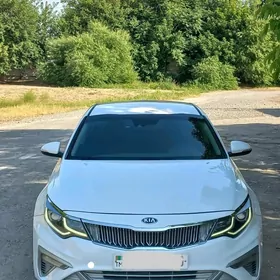 Kia Optima 2019