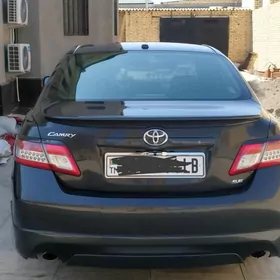 Toyota Camry 2010