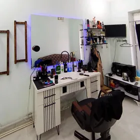 Salon dellek hana