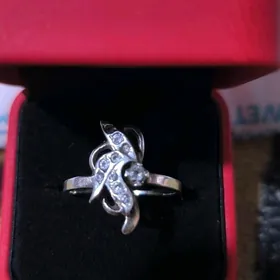 серебряное кольцо