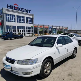 Toyota Camry 2001