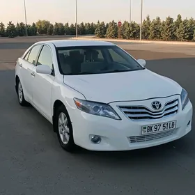 Toyota Camry 2011