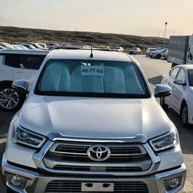 Toyota Hilux 2022