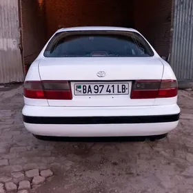 Toyota Corona 2005