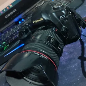 eos 5d mark 2