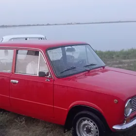 Lada 2104 1985