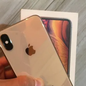 iPhone XS