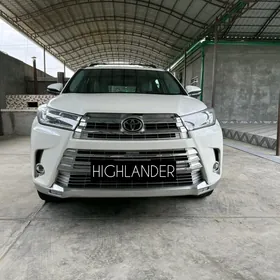 Toyota Highlander 2019
