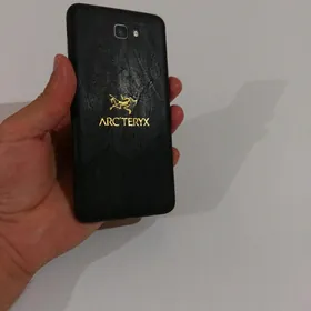 SAMSUNG J7 PRIME