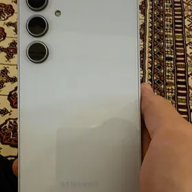 Samsung A35