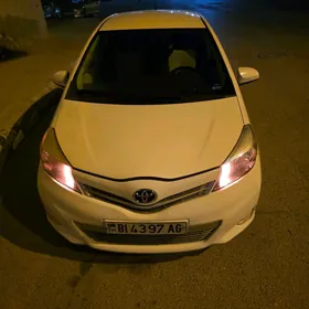Toyota Yaris 2013