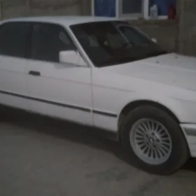 BMW 525 1990