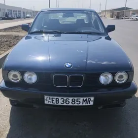 BMW 525 1992